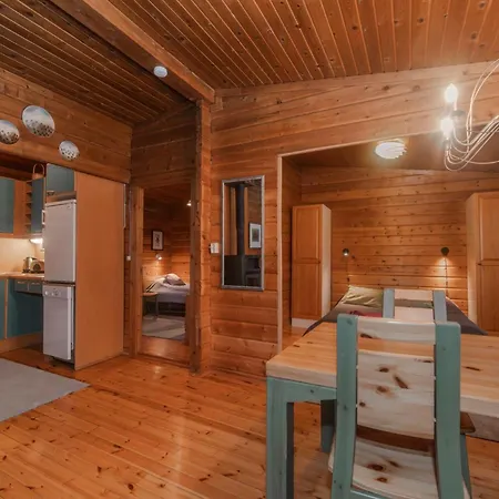 Ruka, Kelokaltiokylae, Moekki 25